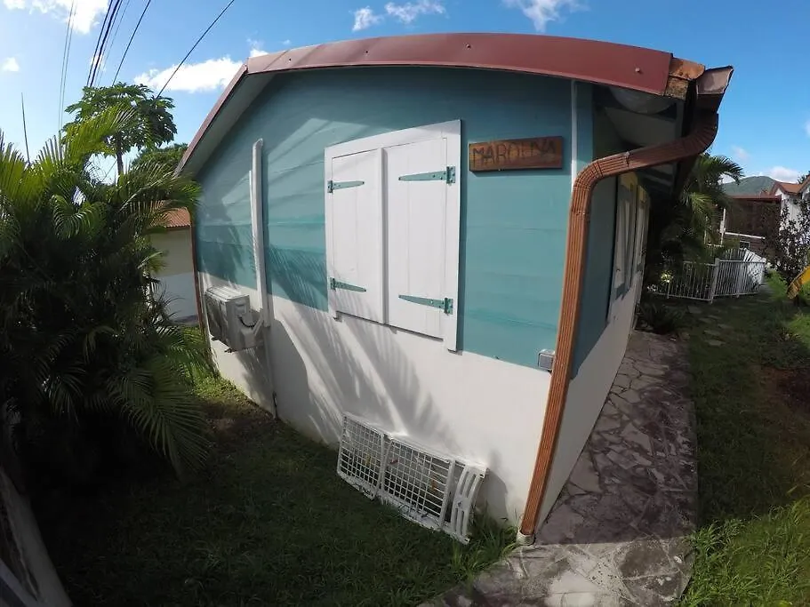 Bungalow Mabouya Avec Piscine Bouillante 0*,  Guadeloupe