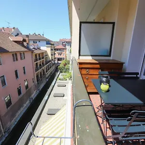https://le-cosy-du-canal-6-couchages.hotels-rhonealpes.com